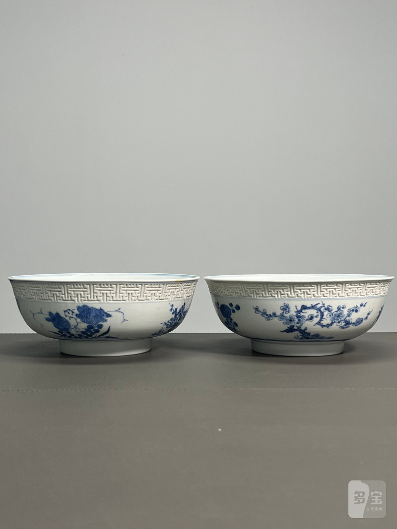 清康熙   青花浮雕回纹外折枝四季花卉内“麻姑献寿”图馒头心碗（一对） - 图4